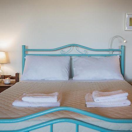 La Siesta Apartment Marathi  Room photo